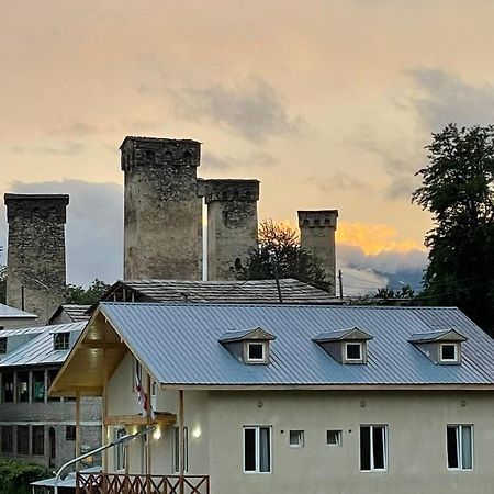 Tetne Qor Guesthouse Mestia Dış mekan fotoğraf