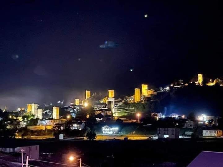 Tetne Qor Guesthouse Mestia Dış mekan fotoğraf