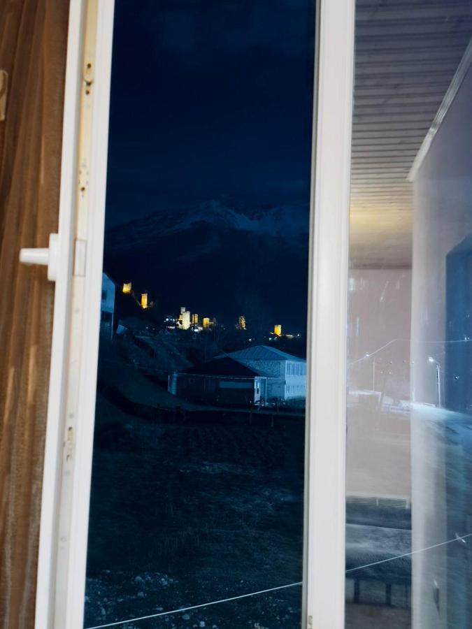 Tetne Qor Guesthouse Mestia Dış mekan fotoğraf