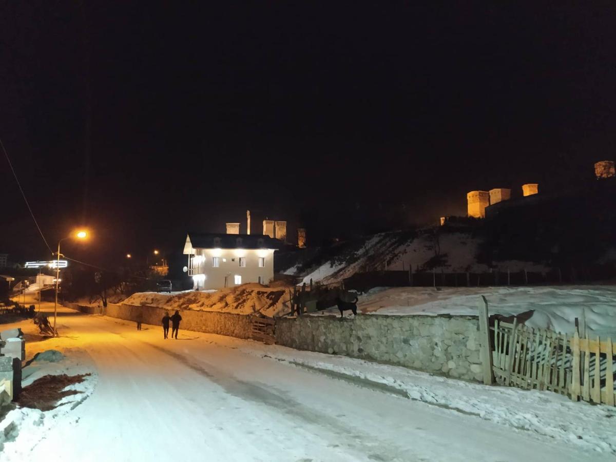 Tetne Qor Guesthouse Mestia Dış mekan fotoğraf